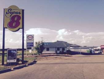 Super 8 By Wyndham Smoky Lake Exterior photo